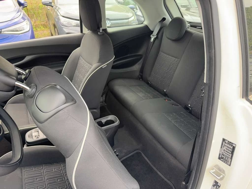 Fiat 500 e, снимка 12 - Автомобили и джипове - 54341760