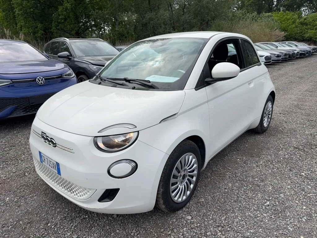 Fiat 500 e, снимка 4 - Автомобили и джипове - 54341760