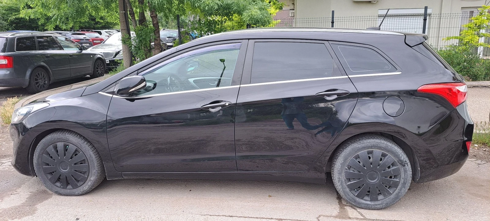 Hyundai I30 110 кс 1.6, снимка 3 - Автомобили и джипове - 54362344