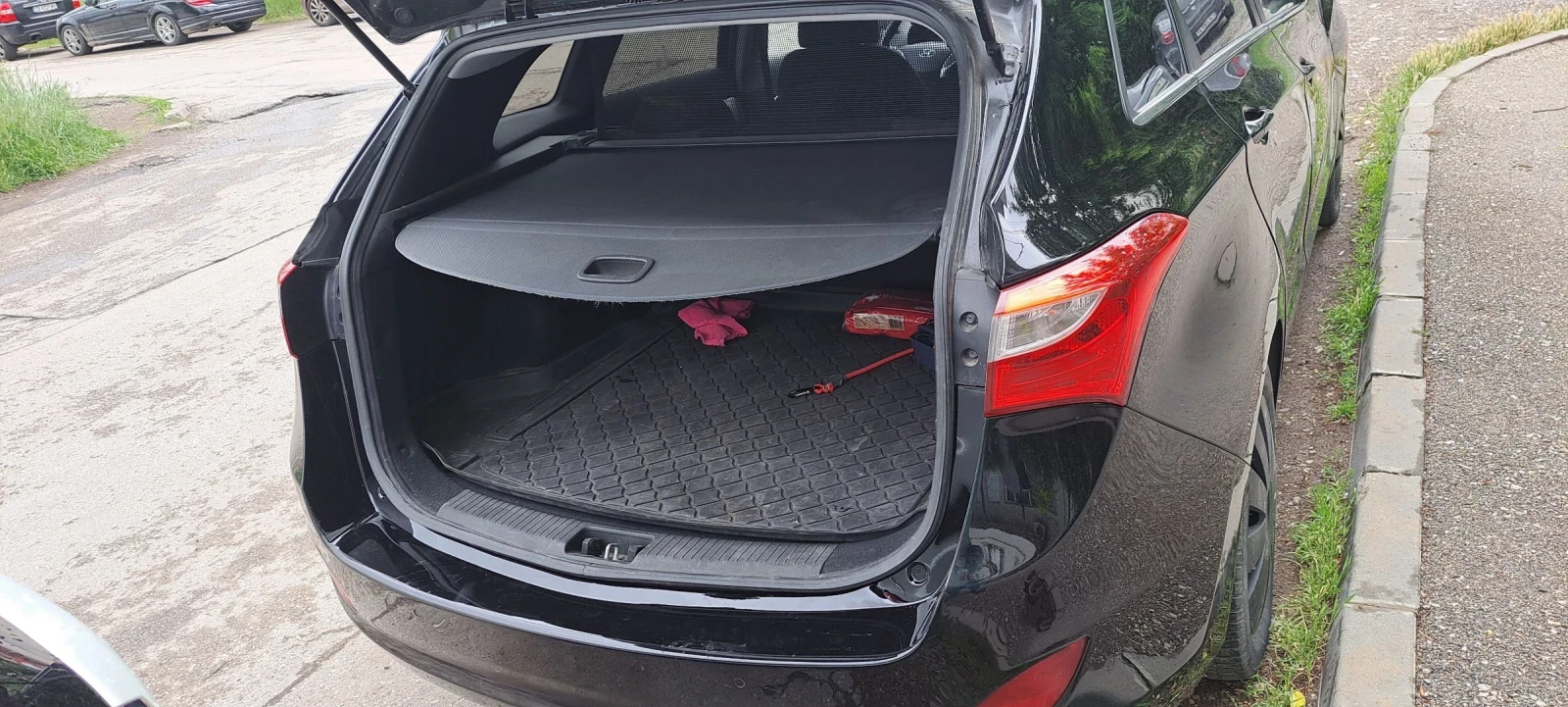 Hyundai I30 110 кс 1.6, снимка 5 - Автомобили и джипове - 54362344