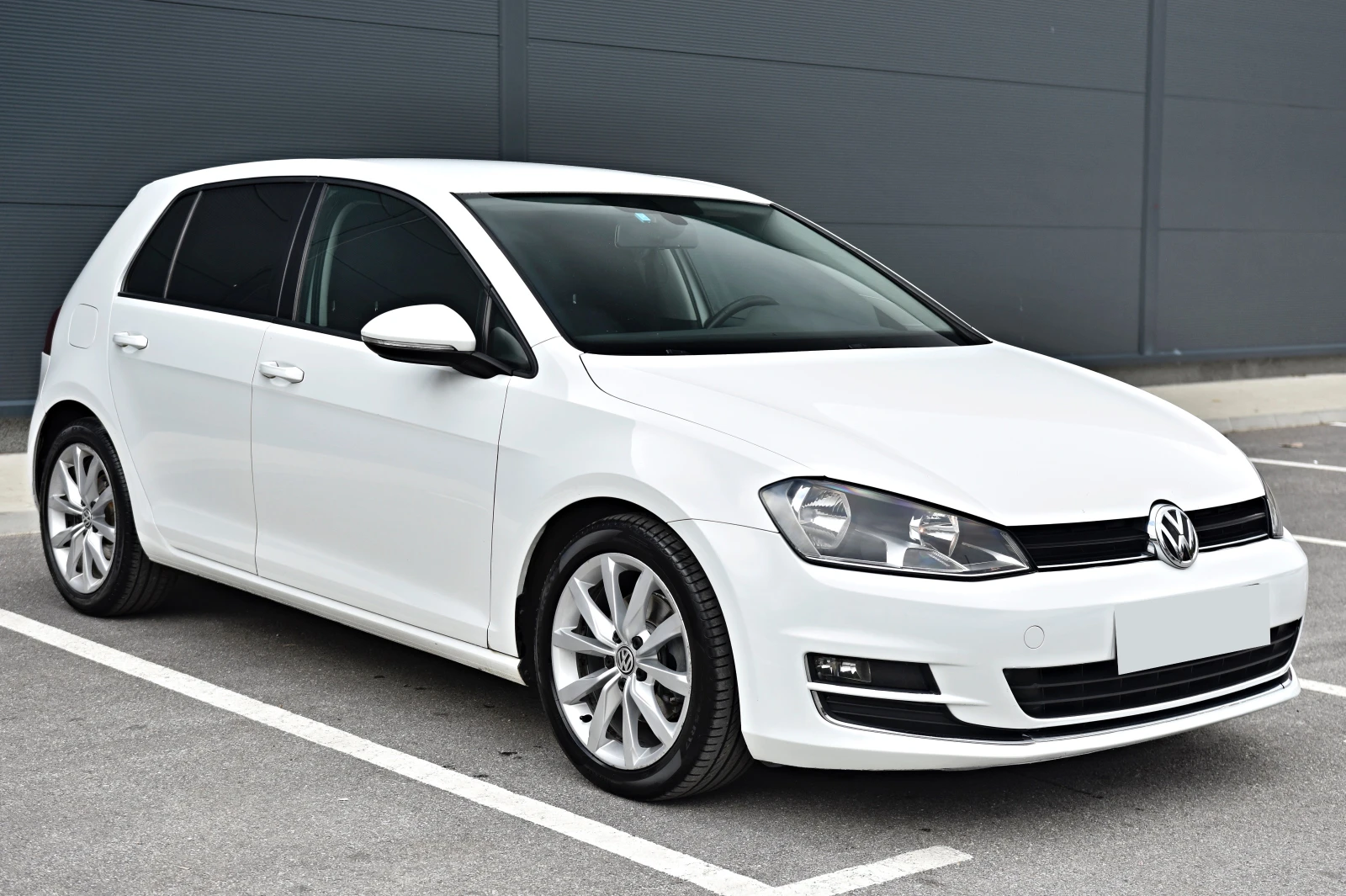 VW Golf HIGHLINE* АВТОМАТИК* , снимка 3 - Автомобили и джипове - 54388616