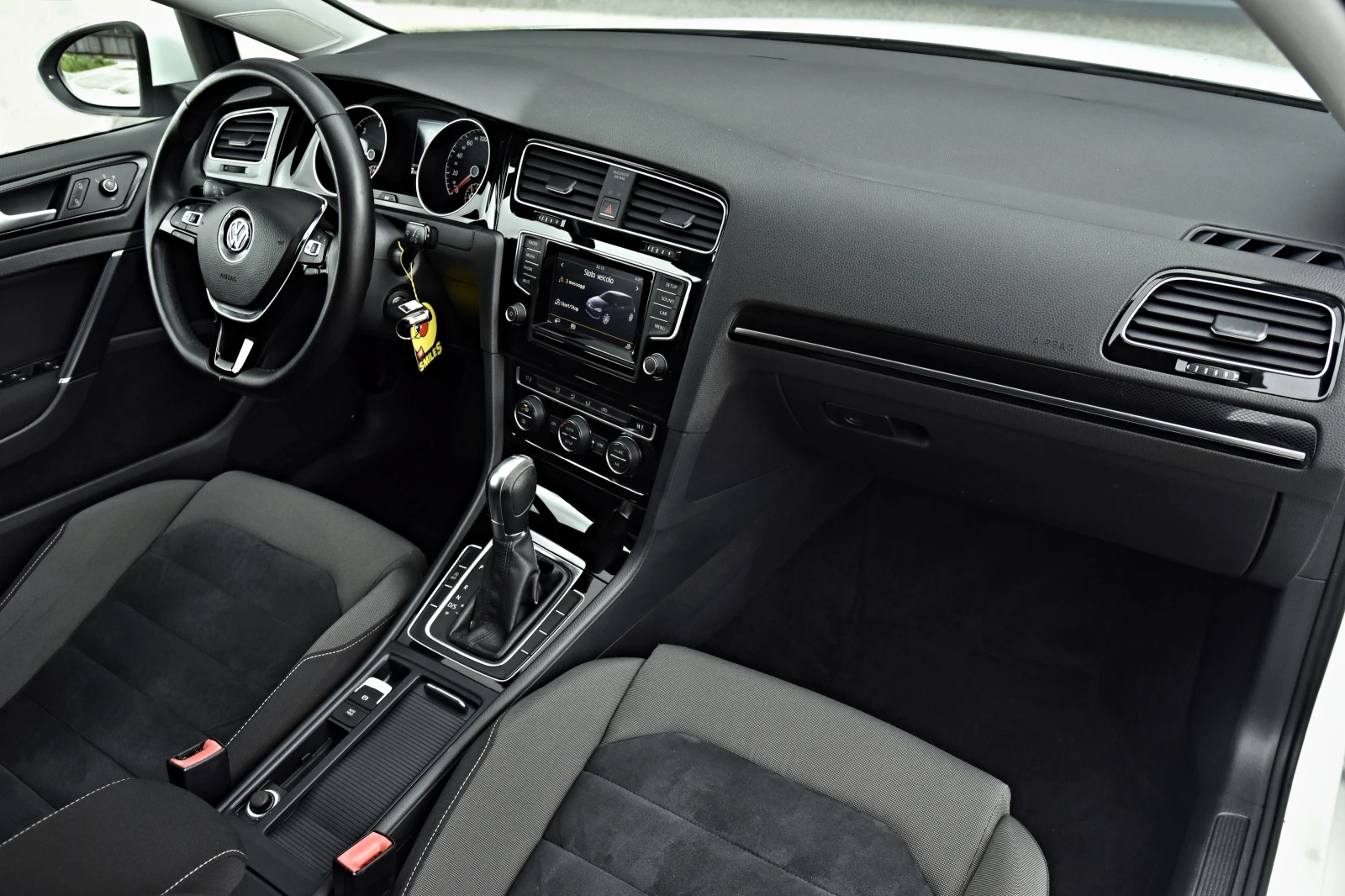 VW Golf HIGHLINE* АВТОМАТИК* , снимка 12 - Автомобили и джипове - 54388616