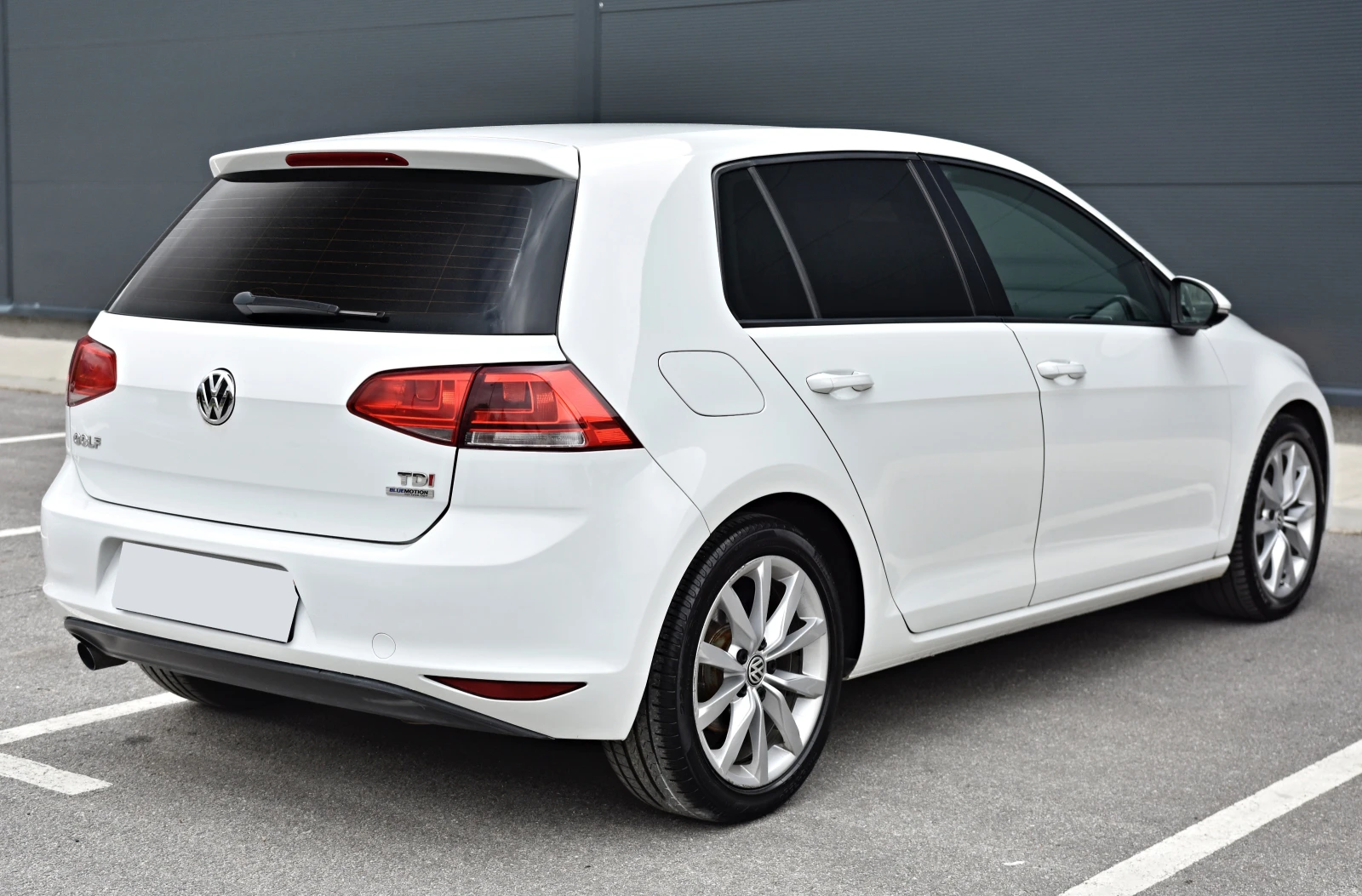 VW Golf HIGHLINE* АВТОМАТИК* , снимка 4 - Автомобили и джипове - 54388616