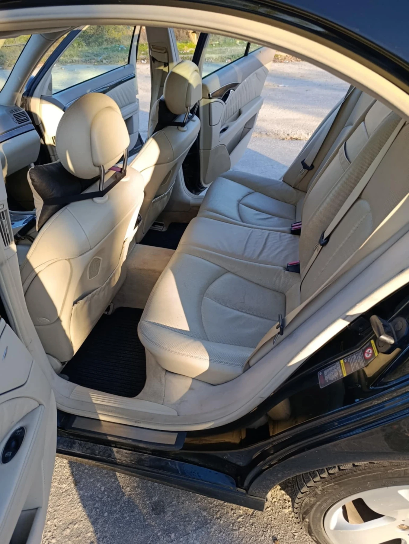 Mercedes-Benz E 320 Е320 avangard, снимка 9 - Автомобили и джипове - 54391507