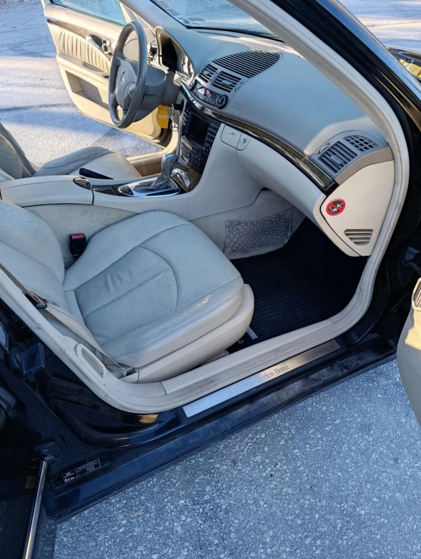 Mercedes-Benz E 320 Е320 avangard, снимка 11 - Автомобили и джипове - 54391507