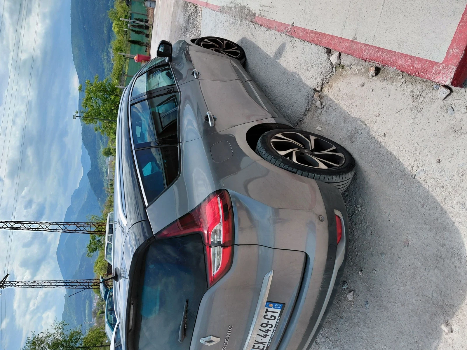 Renault Grand scenic, снимка 2 - Автомобили и джипове - 54458808