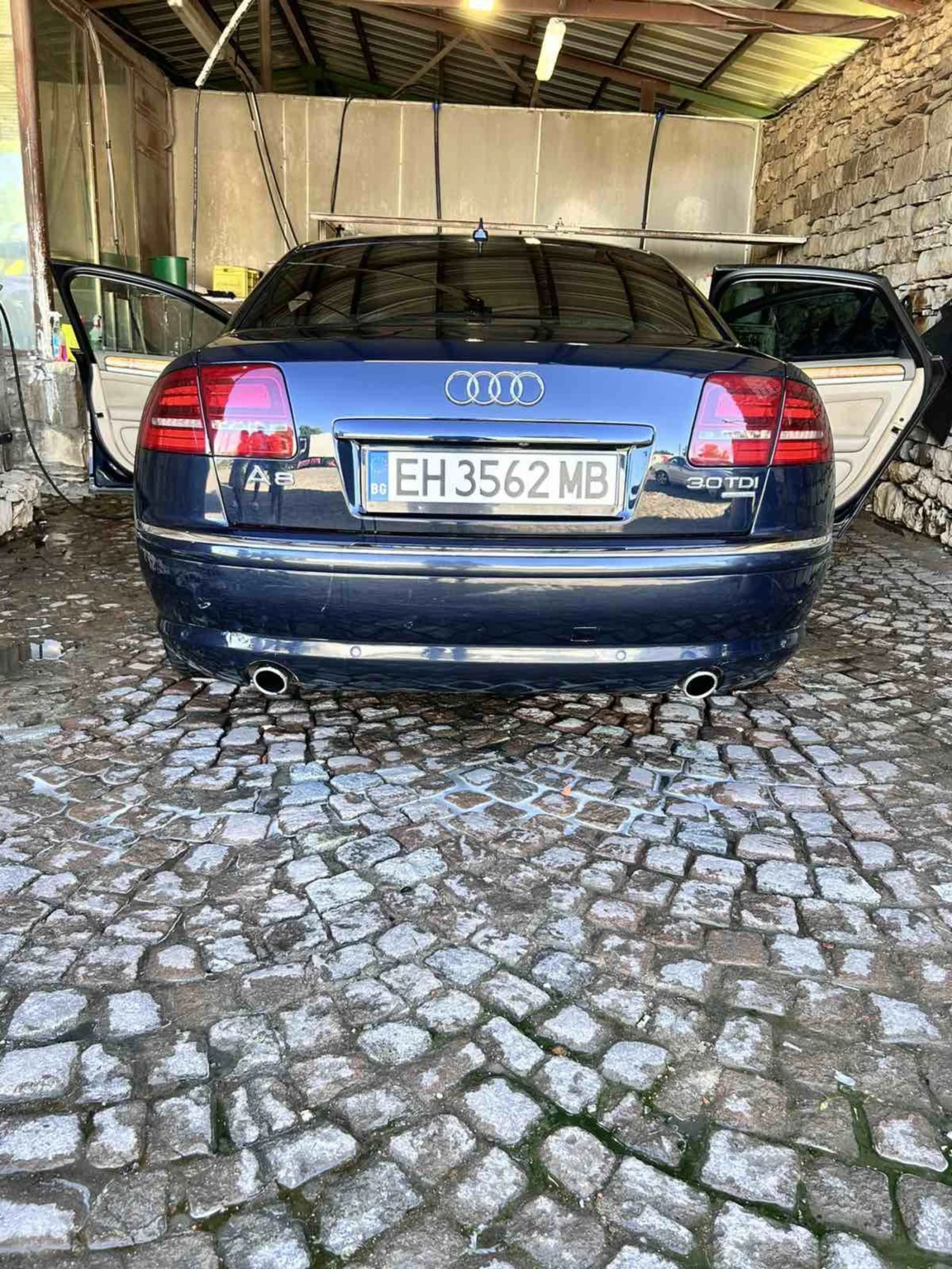 Audi A8, снимка 12 - Автомобили и джипове - 54740341