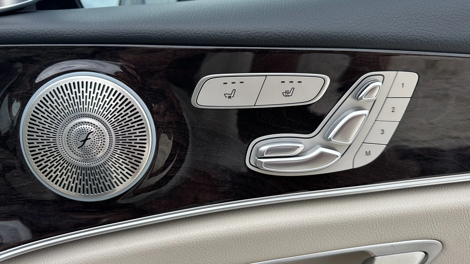 Mercedes-Benz E 350 MAYBACH| FULL| BURMESTER| ПАНОРАМА| ТОП СЪСТОЯНИЕ , снимка 13 - Автомобили и джипове - 54884090