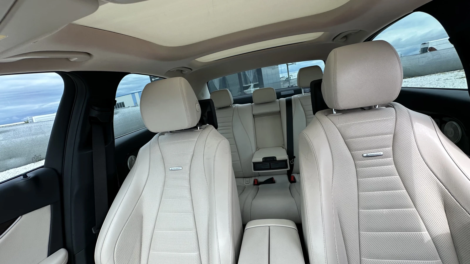 Mercedes-Benz E 350 MAYBACH| FULL| BURMESTER| ПАНОРАМА| ТОП СЪСТОЯНИЕ , снимка 17 - Автомобили и джипове - 54884090
