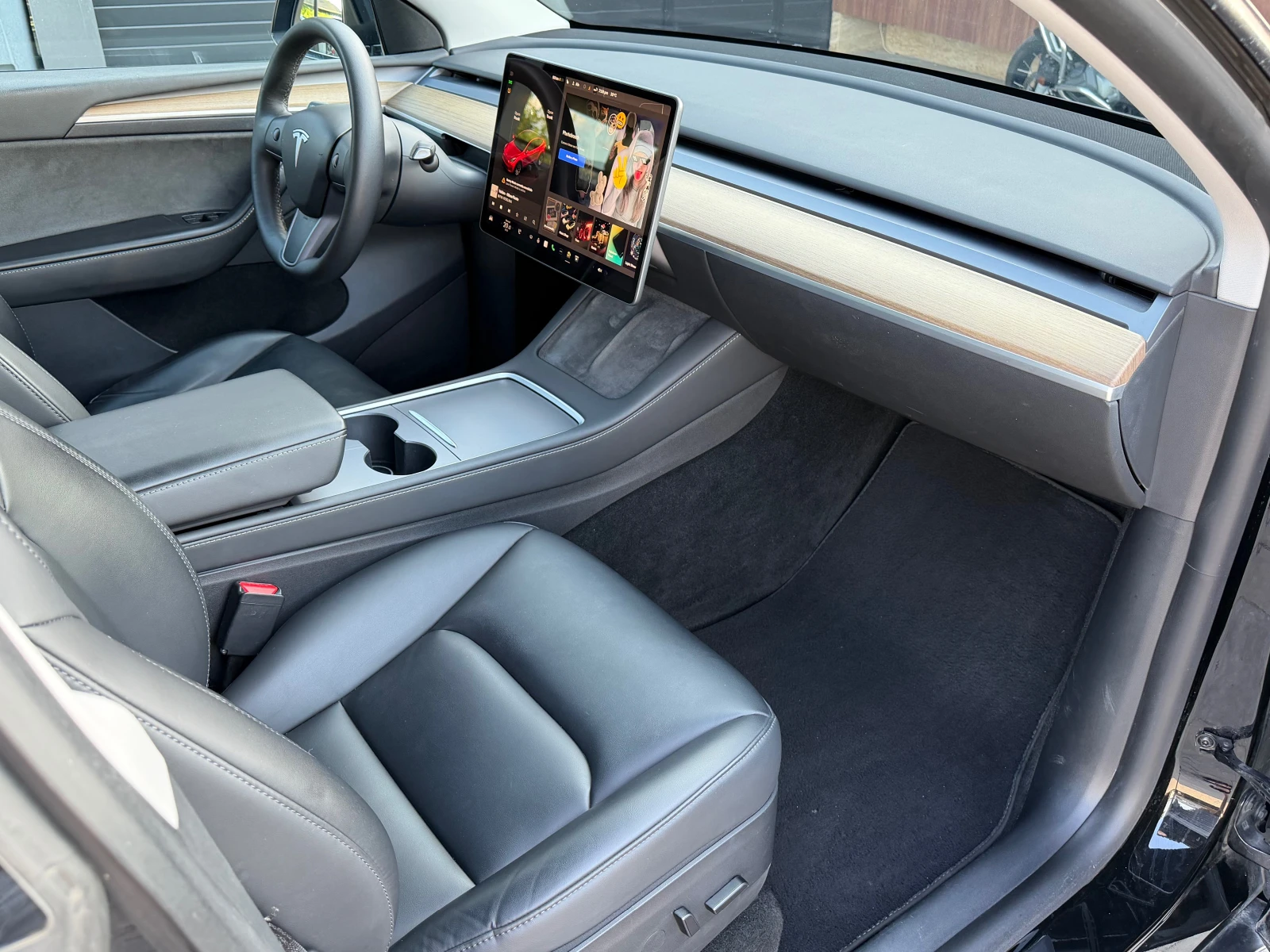 Tesla Model Y DUAL MOTOR Long Range 4x4 <NOV>, снимка 11 - Автомобили и джипове - 54989292