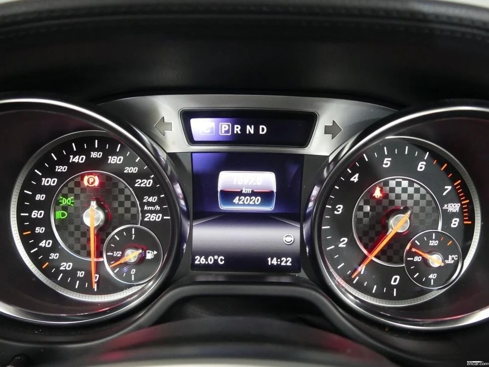 Mercedes-Benz SL 400 AMG * ОБДУХВАНЕ * ДИСТРОНИК * H&K * 42K KM * , снимка 6 - Автомобили и джипове - 55243210