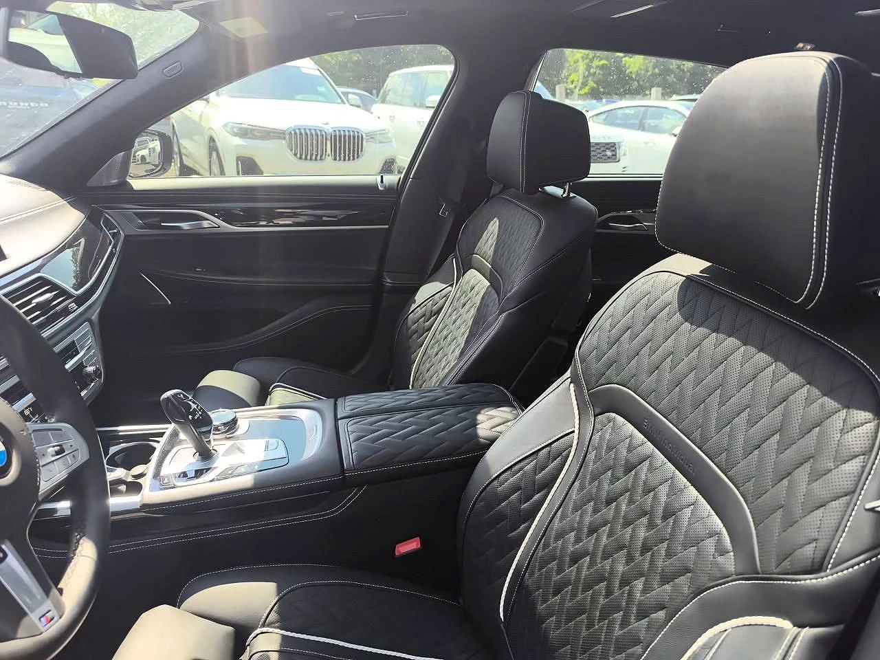 BMW 750 4.4l Xi, снимка 10 - Автомобили и джипове - 55277638