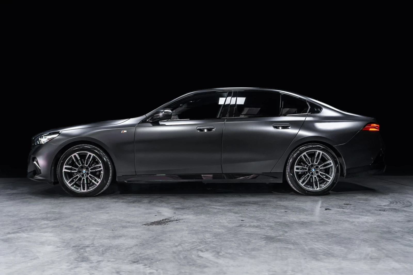 BMW 520, снимка 6 - Автомобили и джипове - 56239299
