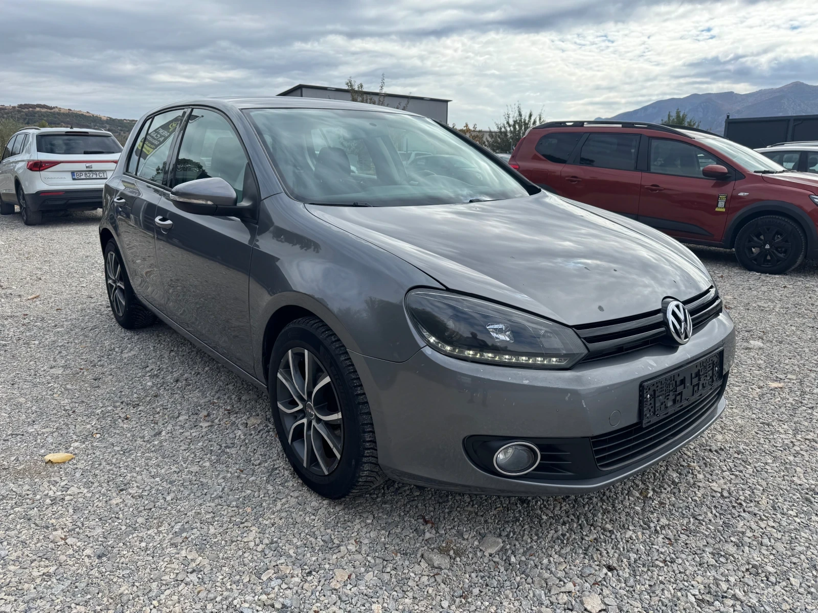 VW Golf 1.6tdi, снимка 2 - Автомобили и джипове - 56461014