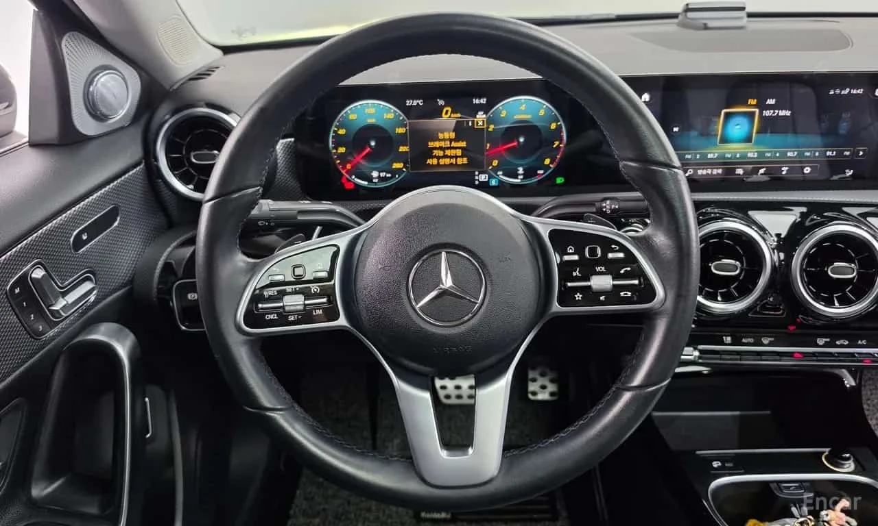 Mercedes-Benz A 220 Sedan * ��� ������������ ������ | Mobile.bg � ����������� 13