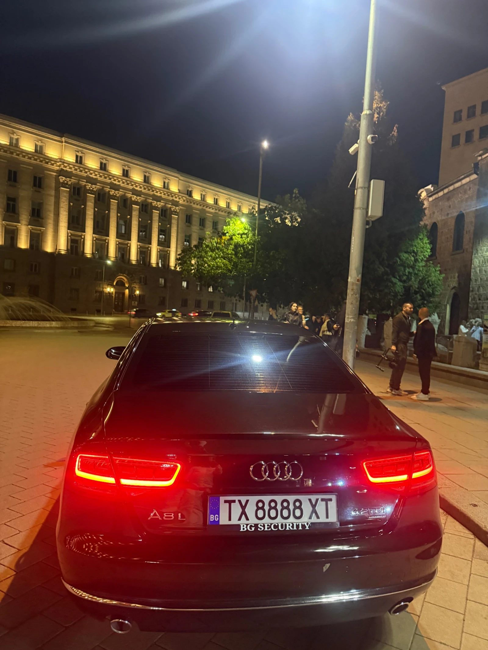 Audi A8 AUDI A8 4.2 TDI QUATTRO , снимка 2 - Автомобили и джипове - 56522325