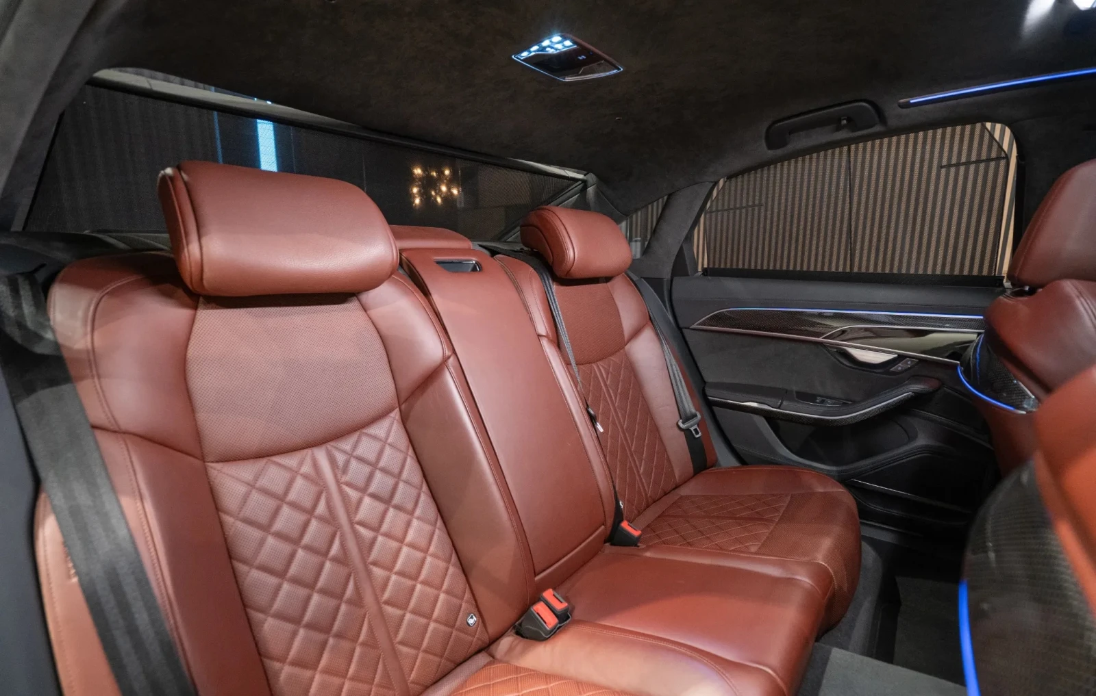 Audi S8 4.0 V8 TFSI quattro, снимка 8 - Автомобили и джипове - 56655714