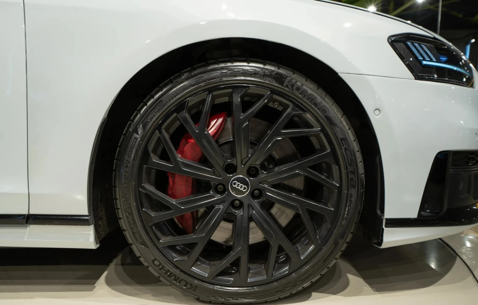 Audi S8 4.0 V8 TFSI quattro, снимка 5 - Автомобили и джипове - 56655714