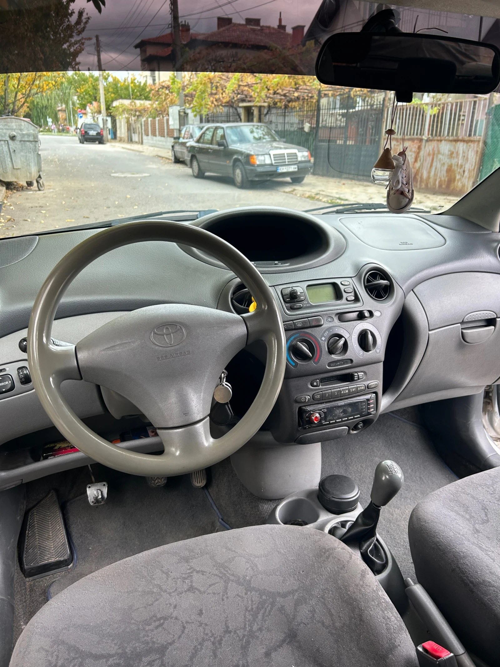 Toyota Yaris, снимка 6 - Автомобили и джипове - 56705279