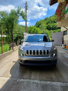 Jeep Cherokee 3.2 V6 начасти, снимка 1