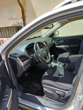 Jeep Cherokee 3.2 V6 начасти, снимка 11