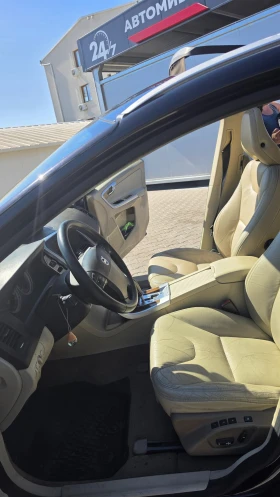 Volvo XC60 2.4 D5 AWD, снимка 8