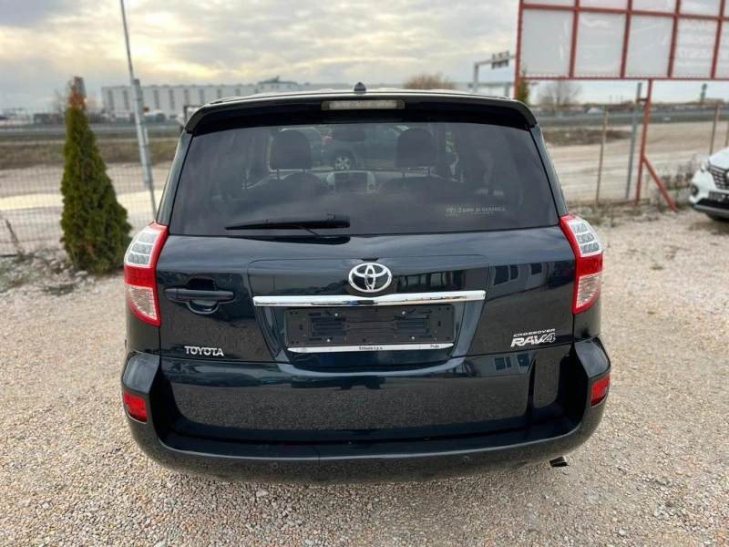 Toyota Rav4 2.2D-CROSSOVER 4X4 FULL, снимка 9 - Автомобили и джипове - 41353562