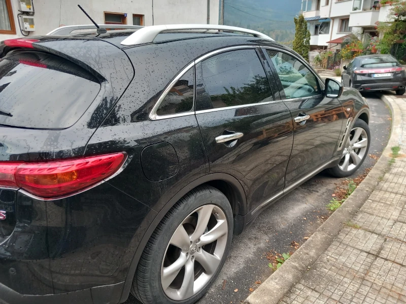 Infiniti Fx 30, снимка 5 - Автомобили и джипове - 48394502