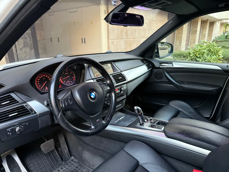 BMW X5 4.0d M-pack Швейцария, снимка 8 - Автомобили и джипове - 52660315