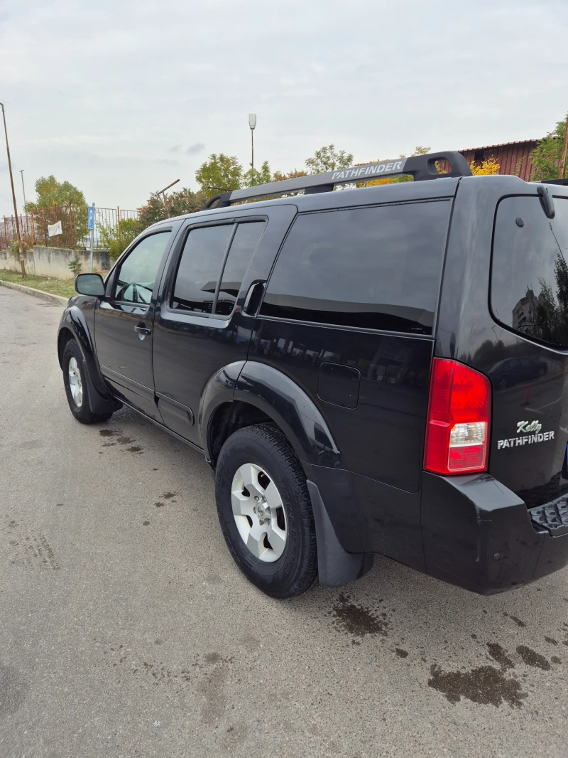 Nissan Pathfinder, снимка 7 - Автомобили и джипове - 52475597