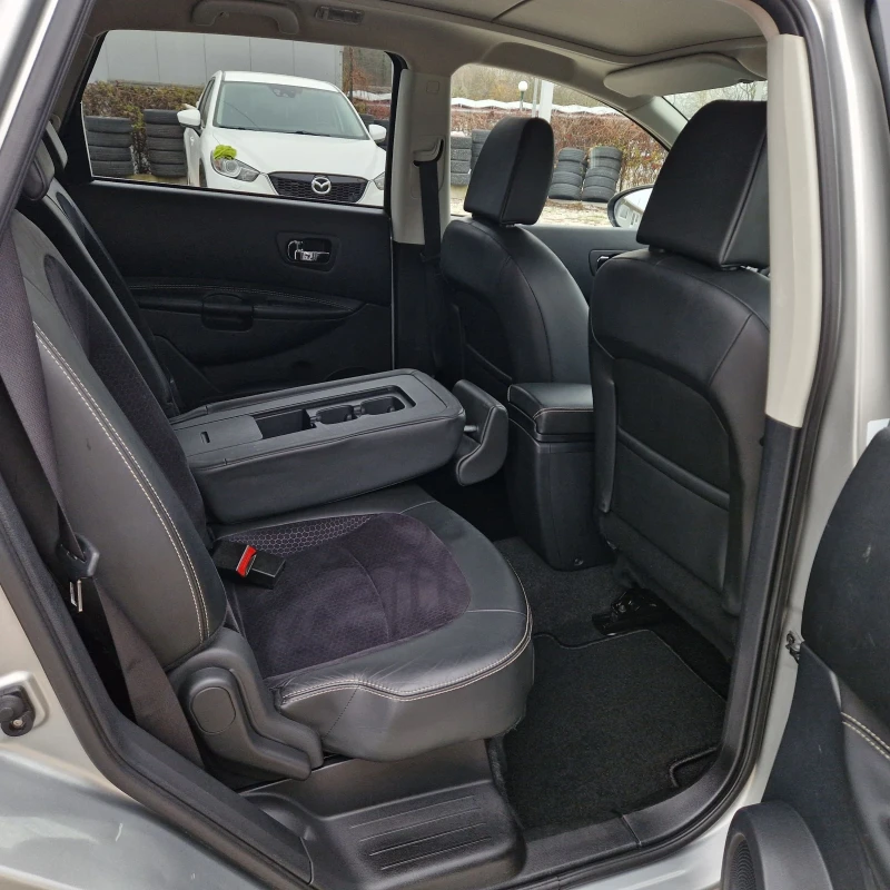 Nissan Qashqai 2.0 4Х4 7-МЕСТА/НАВИ/КАМЕРА360/ПАНОРАМА/ШВЕЙЦАРИЯ , снимка 10 - Автомобили и джипове - 52651236