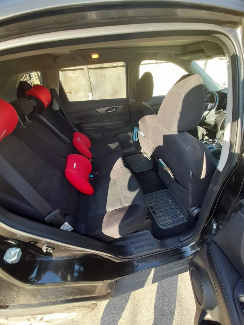 Nissan Rogue, снимка 5 - Автомобили и джипове - 52884848