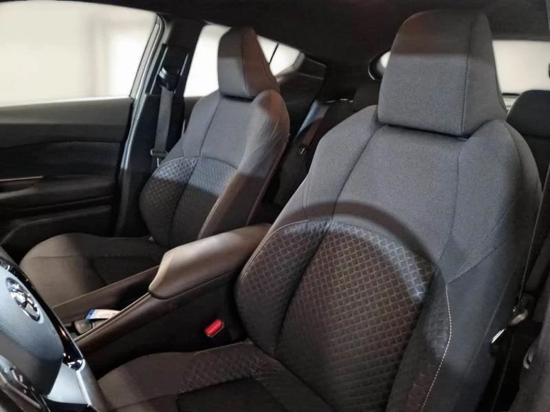 Toyota C-HR 1.8 Business - изображение 4