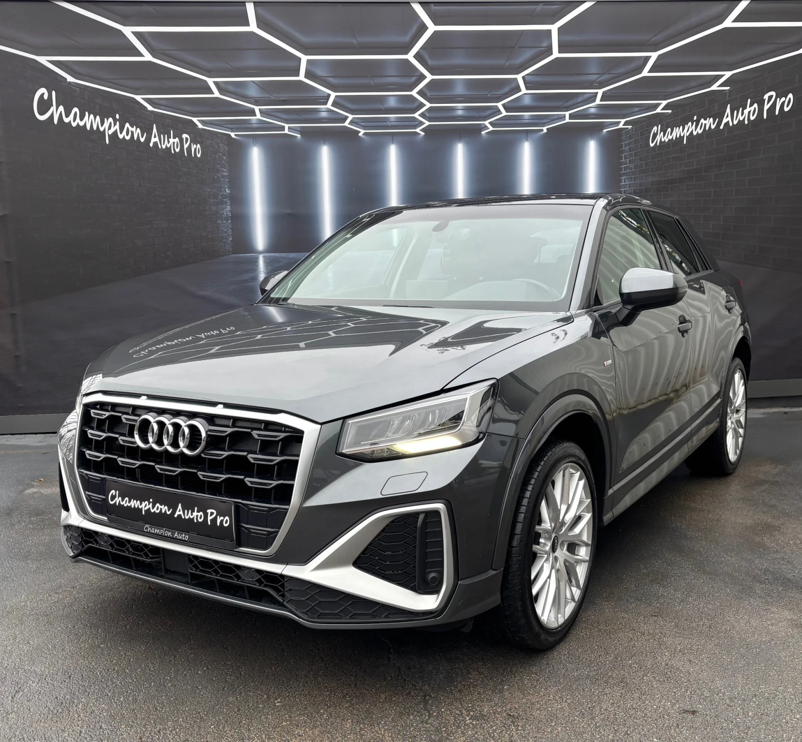 Audi Q2 35TDI S-Line , снимка 1