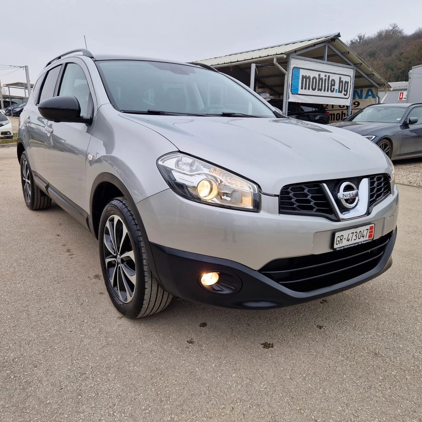 Nissan Qashqai 2.0 4Х4 7-МЕСТА/НАВИ/КАМЕРА360/ПАНОРАМА/ШВЕЙЦАРИЯ , снимка 1