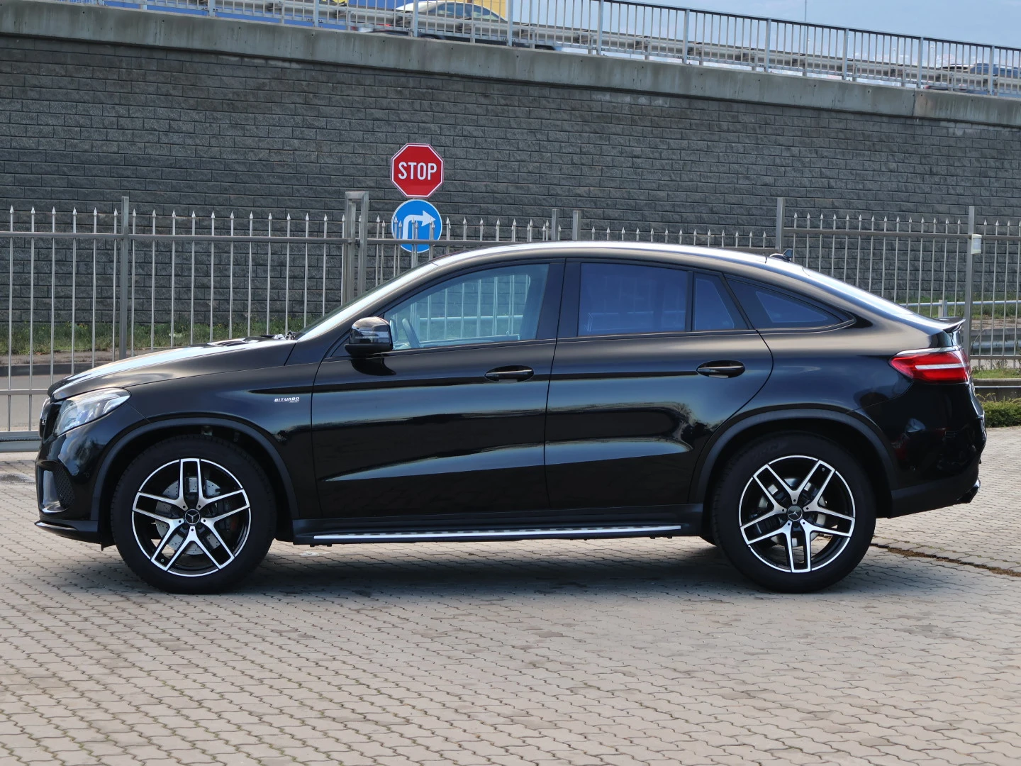 Mercedes-Benz GLE 43 AMG COUPE 43 AMG/133911км - изображение 7