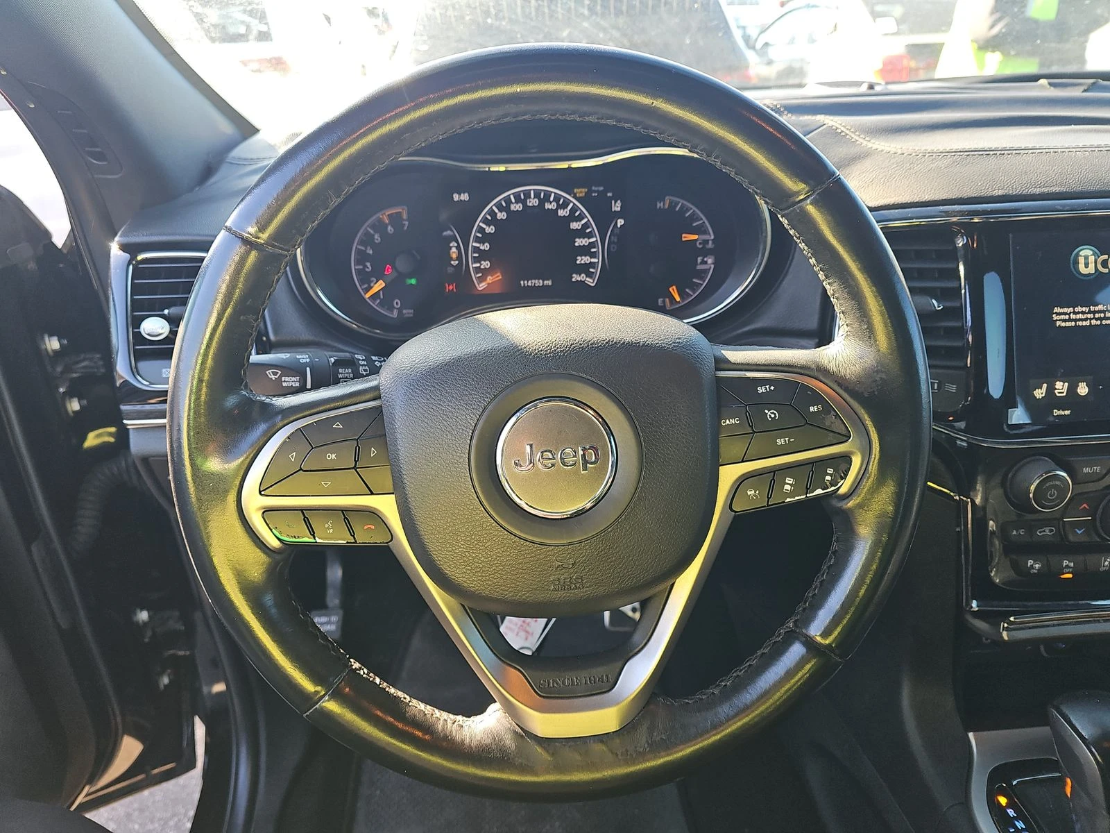 Jeep Grand cherokee 2019 Jeep Grand Cherokee High Altitude Edition - изображение 8