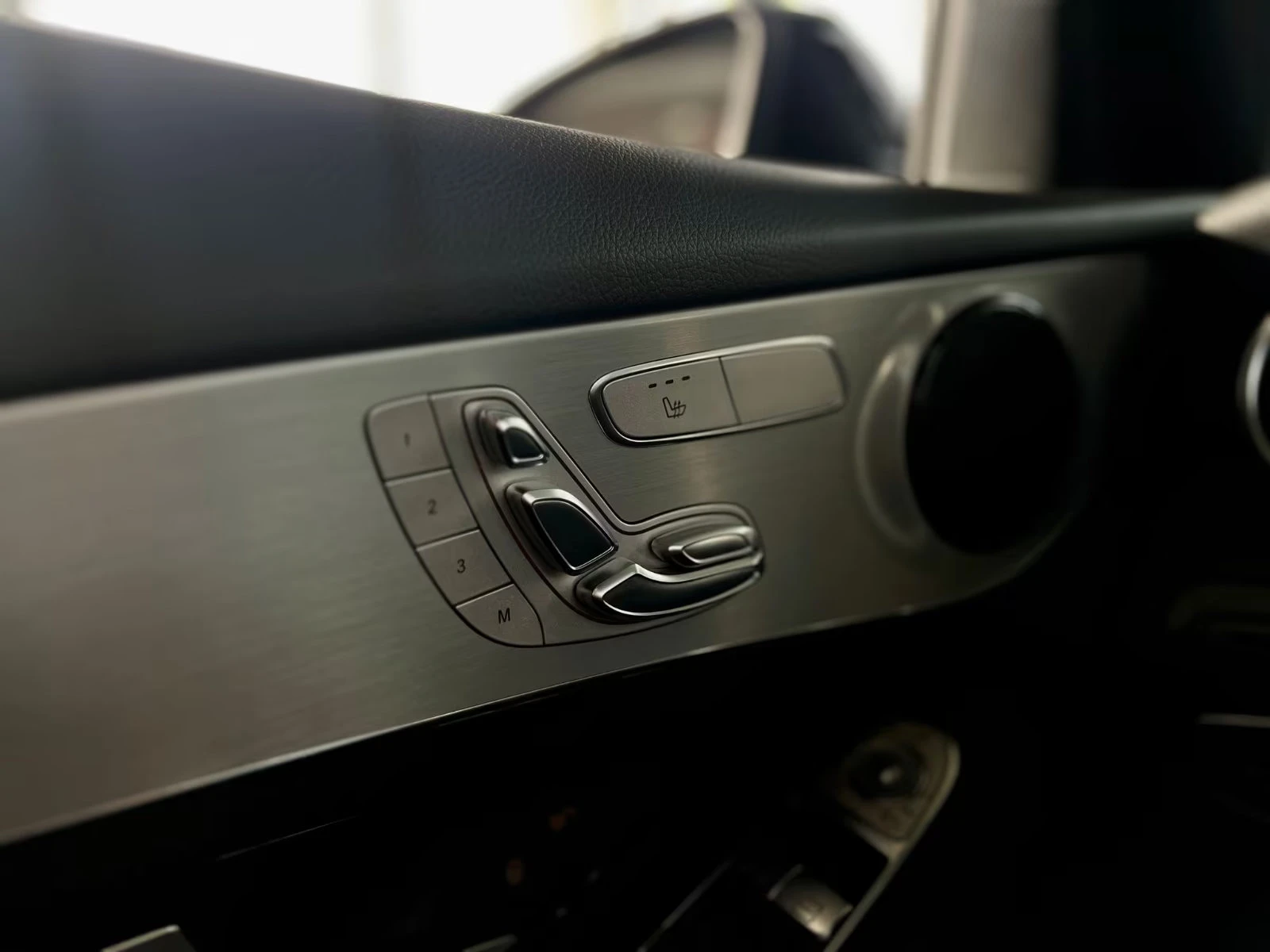 Mercedes-Benz GLC 400 d/4MATIC/330HP/AMG-LINE/PANO/HUD/CAM/MEMO/AHK/852g | Mobile.bg � ����������� 13