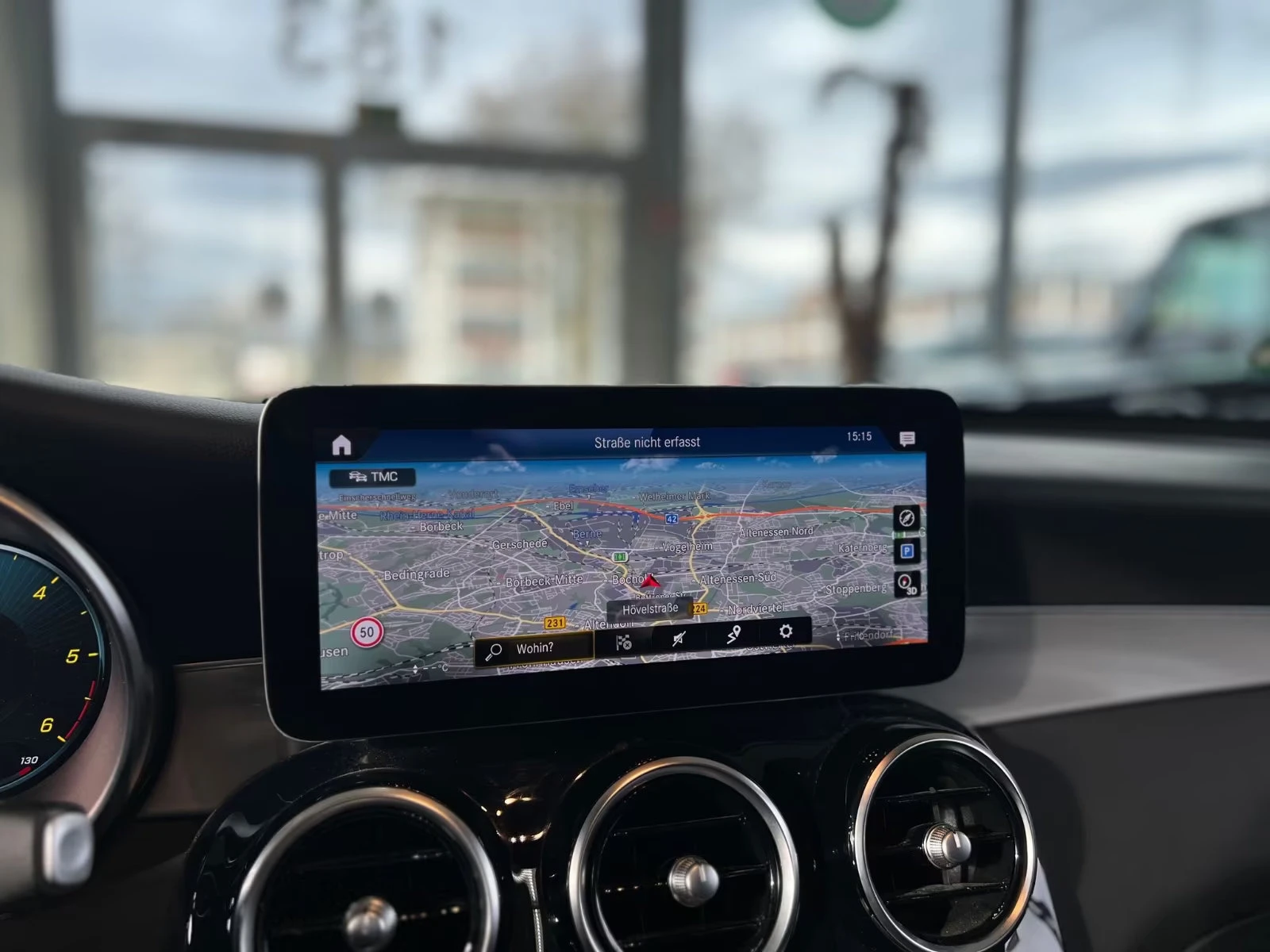 Mercedes-Benz GLC 400 d/4MATIC/330HP/AMG-LINE/PANO/HUD/CAM/MEMO/AHK/852g - изображение 10