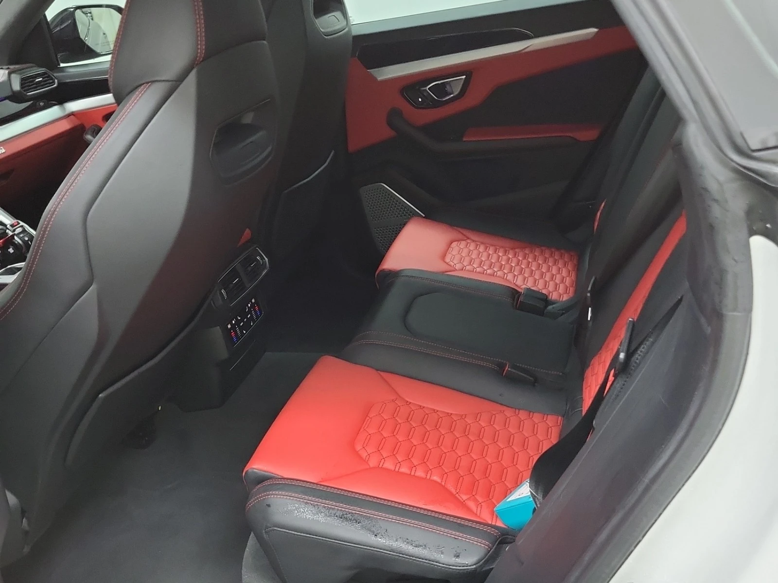 Lamborghini Urus 4L 8cyl AWD | Mobile.bg � ����������� 12