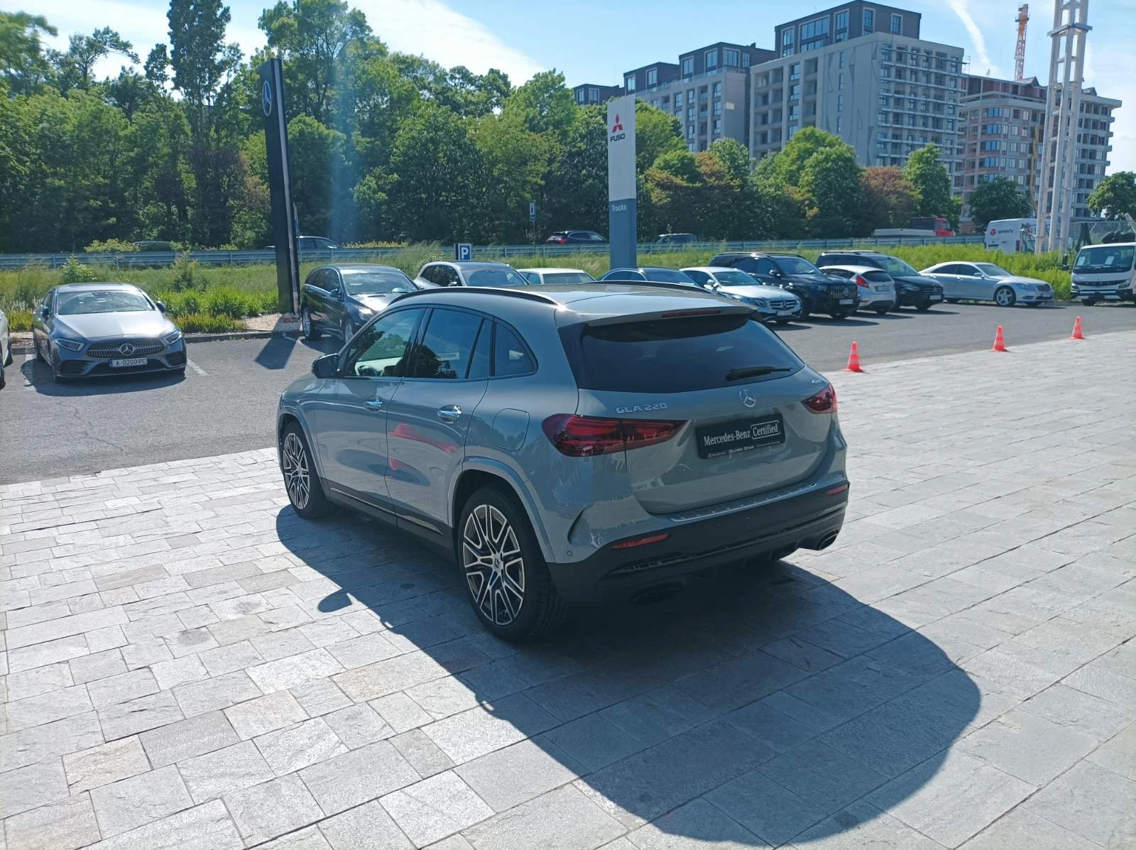 Mercedes-Benz GLA 220 4MATIC, снимка 8 - Автомобили и джипове - 53718032