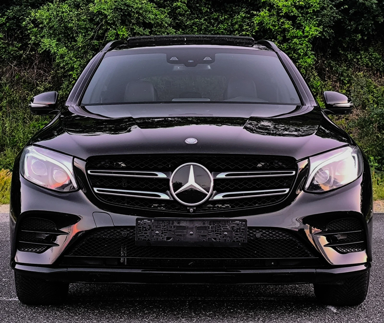 Mercedes-Benz GLC 250 D AMG LINE ПАНОРАМА 4-MATIC 9G FULL, снимка 2 - Автомобили и джипове - 54483594