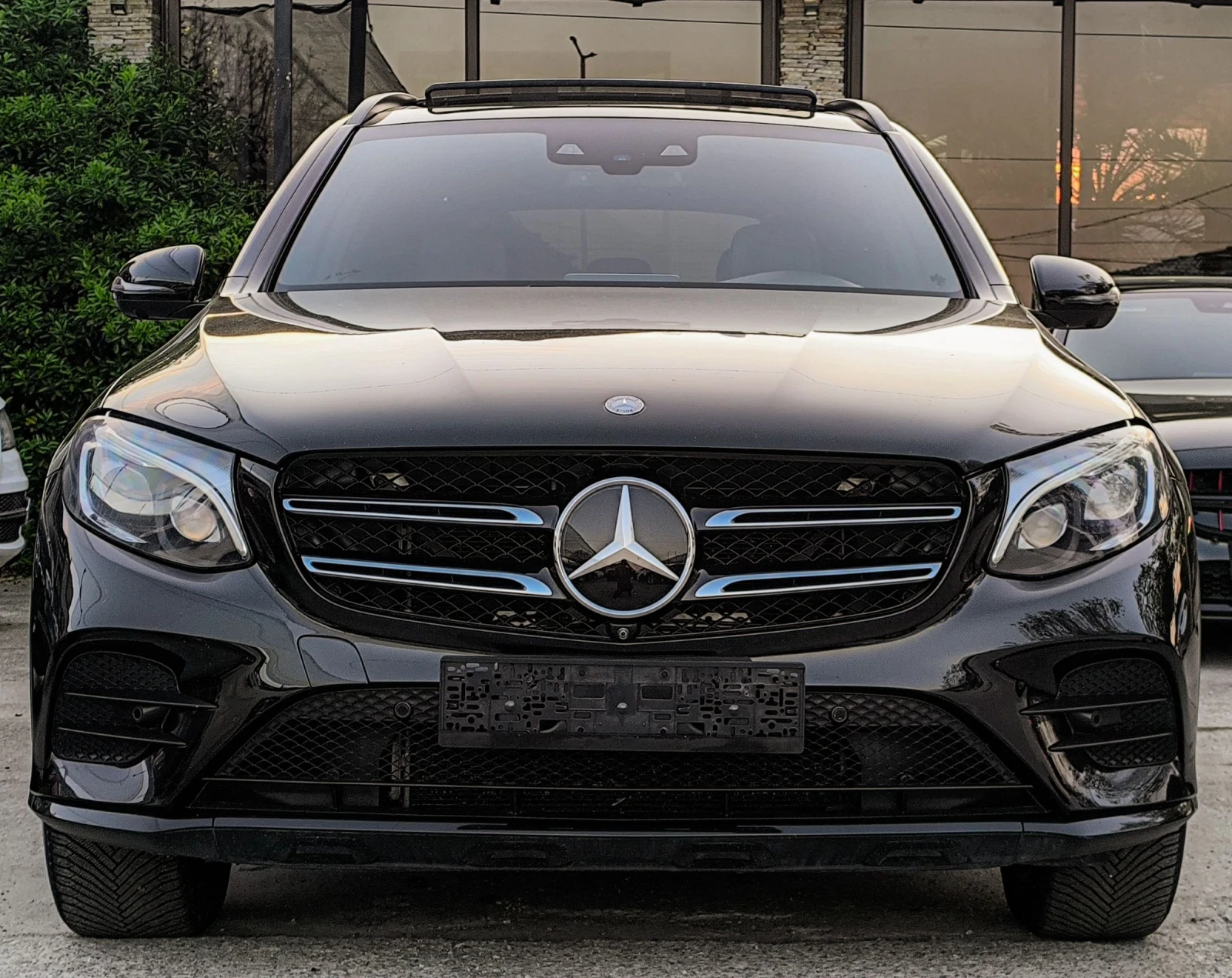 Mercedes-Benz GLC 250 D AMG LINE ПАНОРАМА 4-MATIC 9G FULL, снимка 2 - Автомобили и джипове - 54483594