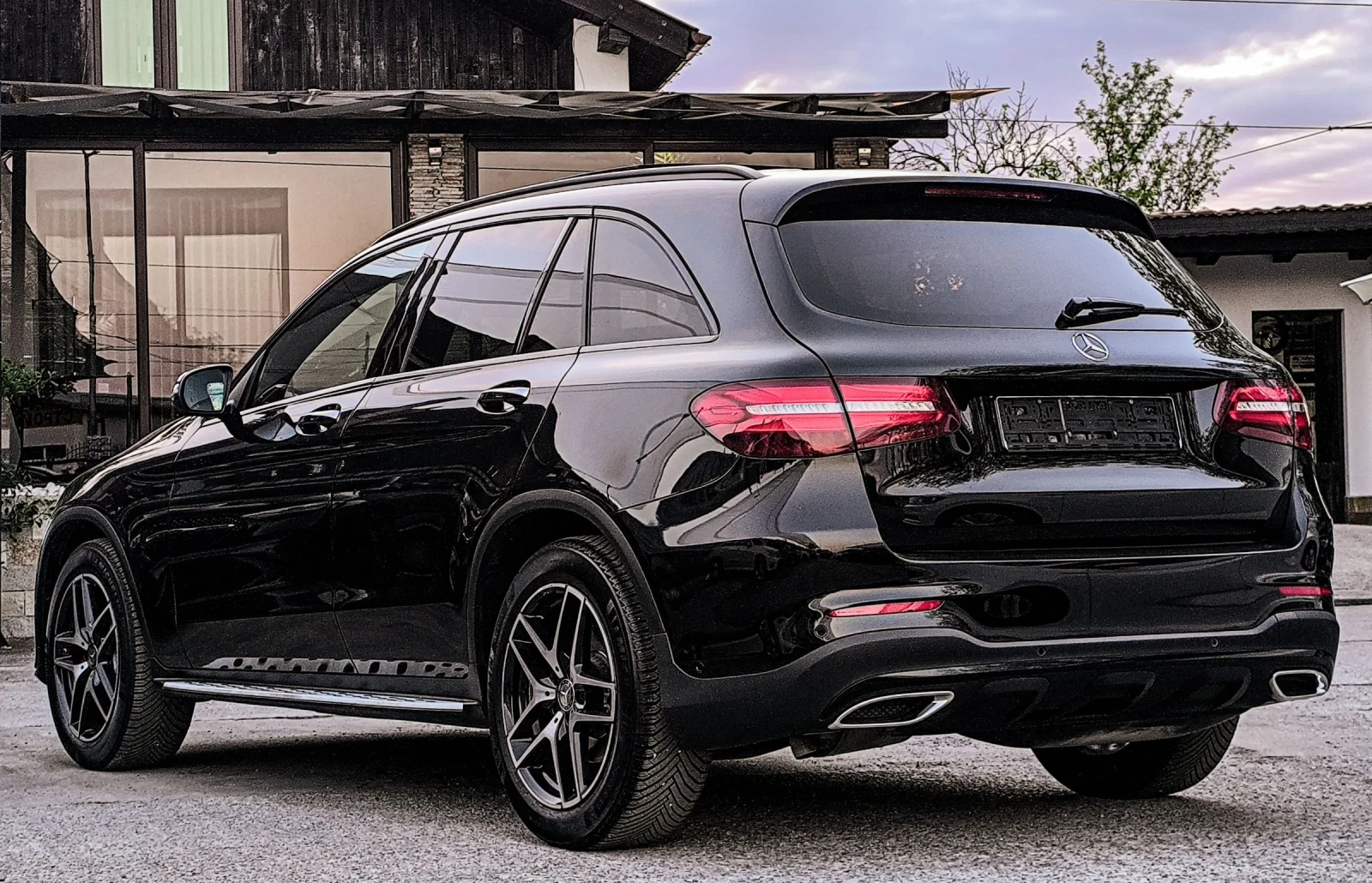 Mercedes-Benz GLC 250 D AMG LINE ПАНОРАМА 4-MATIC 9G FULL, снимка 4 - Автомобили и джипове - 54483594