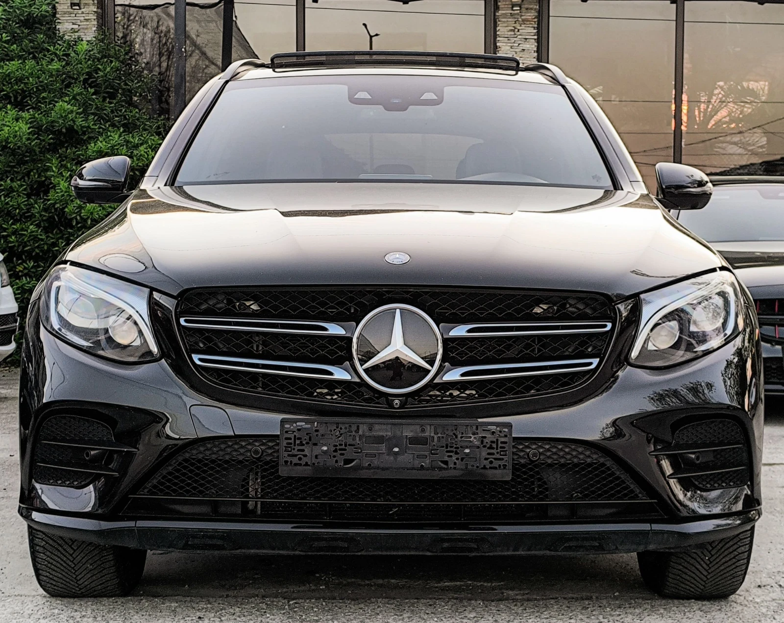 Mercedes-Benz GLC 250 D AMG LINE ПАНОРАМА 4-MATIC 9G FULL, снимка 2 - Автомобили и джипове - 54483594