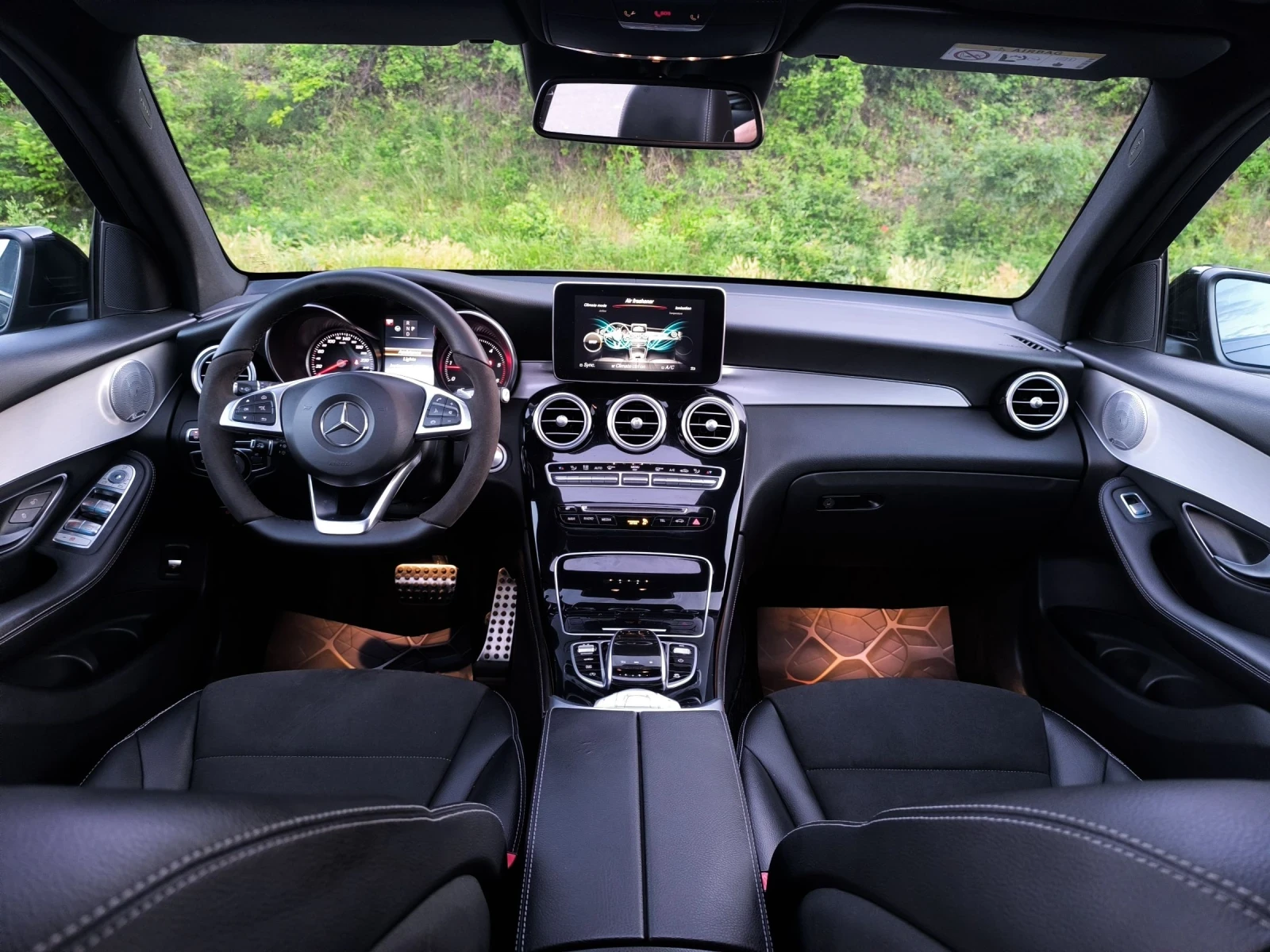 Mercedes-Benz GLC 250 D AMG LINE ПАНОРАМА 4-MATIC 9G FULL, снимка 8 - Автомобили и джипове - 54483594