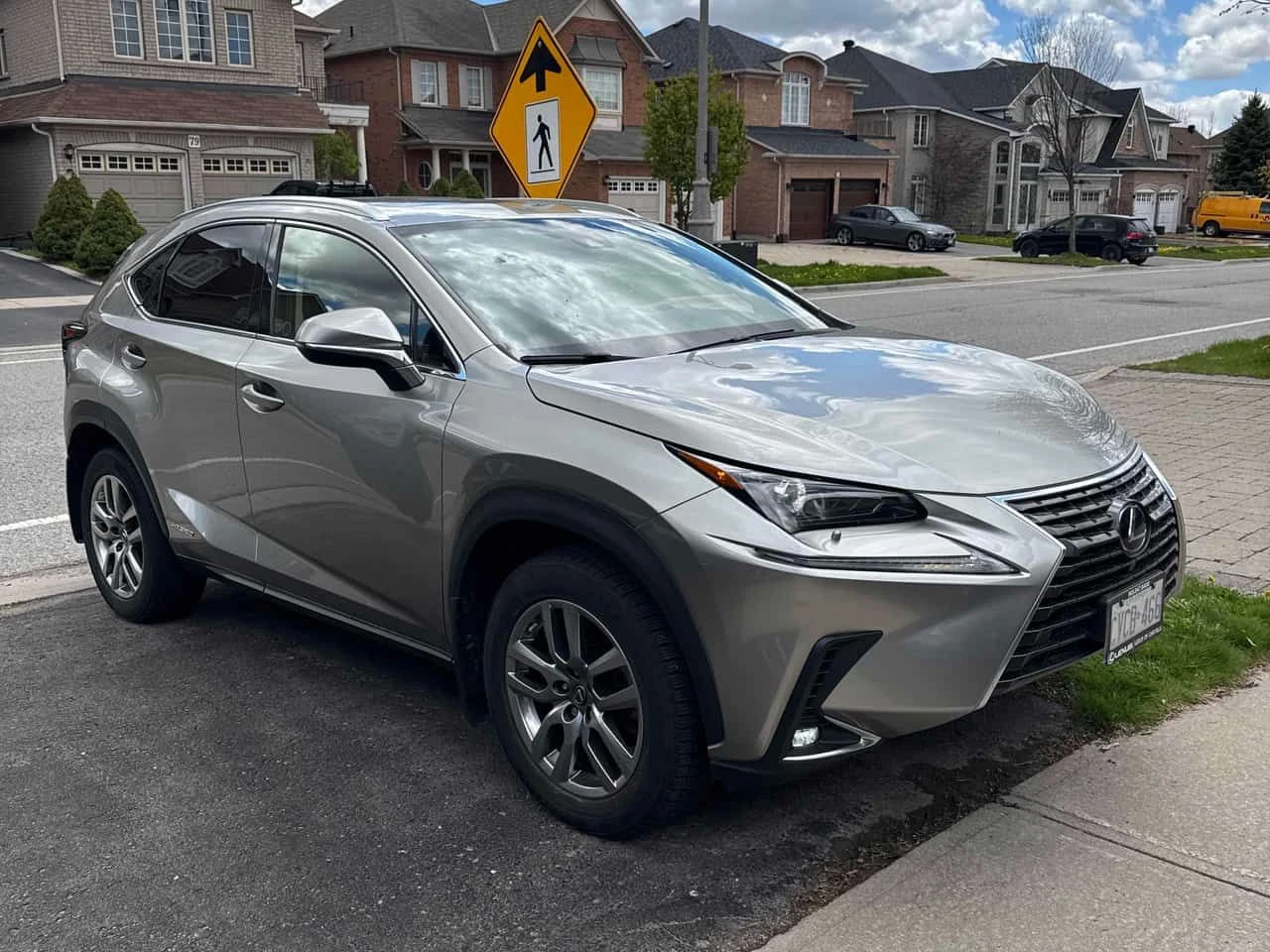 Lexus NX * 300h * CARFAX * ���� �� �� | Mobile.bg � ����������� 3