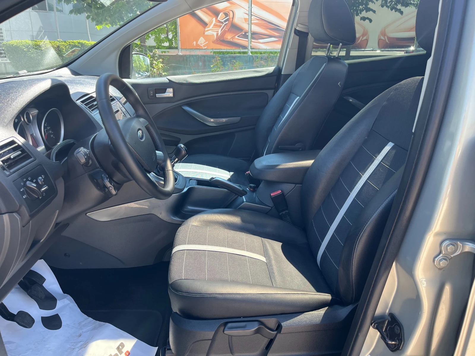 Ford Kuga 2.0d 136 к.с., снимка 9 - Автомобили и джипове - 54758762