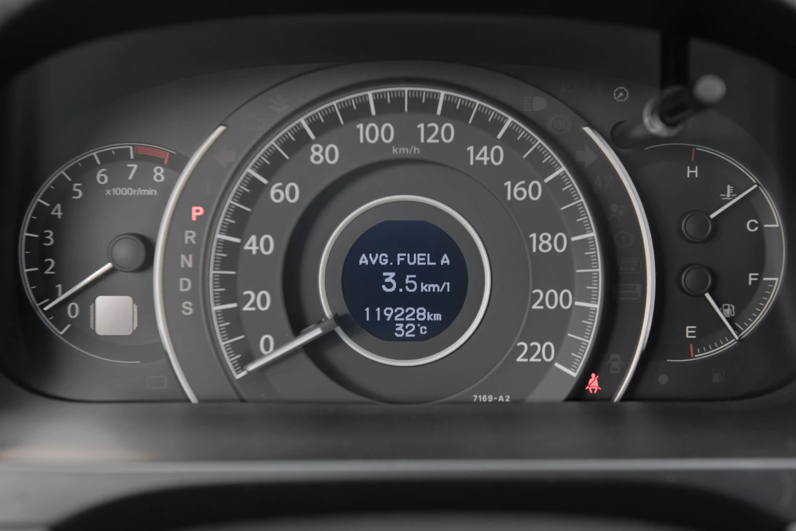 Honda Cr-v Еxclusive 2.4 i-VTEC 4x4   190 к.с., снимка 16 - Автомобили и джипове - 55034906