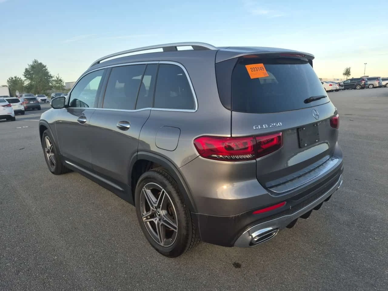Mercedes-Benz GLB 250 ALCANTARA| PANO| 360| 2 КЛЮЧА| , снимка 3 - Автомобили и джипове - 55374571